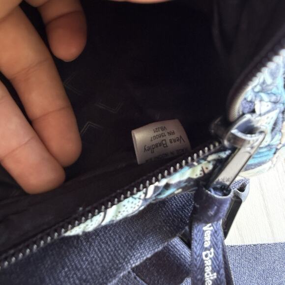 Vera Bradley Sea Life Navy Sling Backpack – Lighten Up Line - Picture 7 of 8